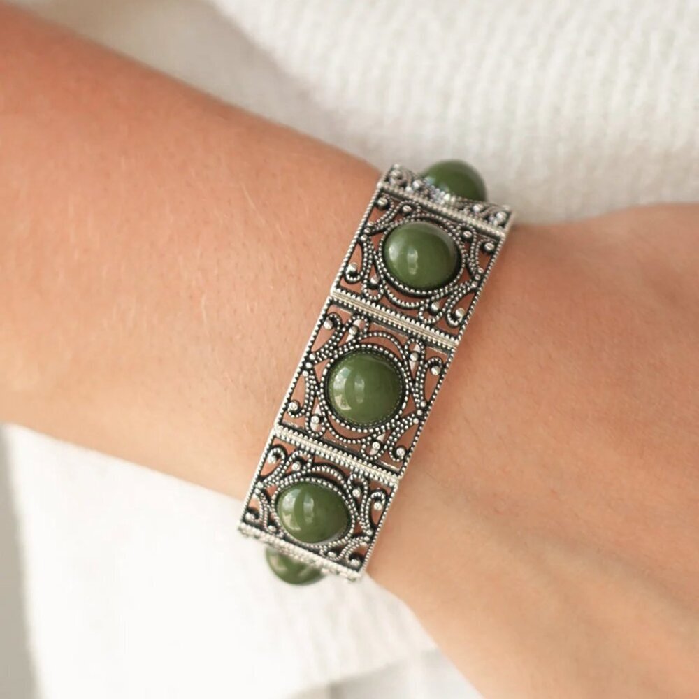 Paparazzi Jewelry - Victorian Dream - Green Bracelet - Vintage